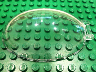 Windscreen 8 x 6 x 2 1/3 Bubble Canopy with Bar Handle