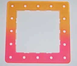 Clikits Frame, Square with 16 Holes with Color Graduating to Trans-Dark Pink Pattern