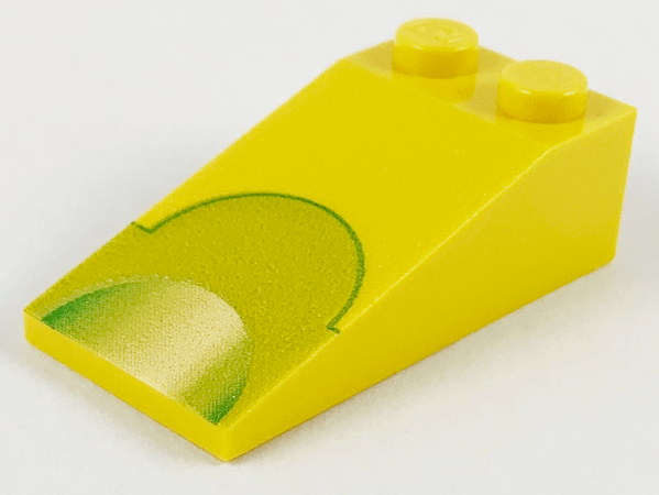 Slope 18 4 x 2 with Lime Semicircle Pattern