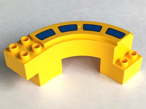 Duplo Road Section, Curve with Blue Broken Stripe Pattern