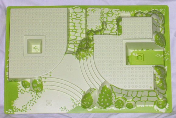 Baseplate, Raised 32 x 48 x 6 with Front and Back Steps with Green Garden Pattern
