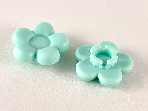Clikits, Icon Flower 5 Petals 2 x 2 Small with Pin, Frosted (Solid and Transparent Colors)