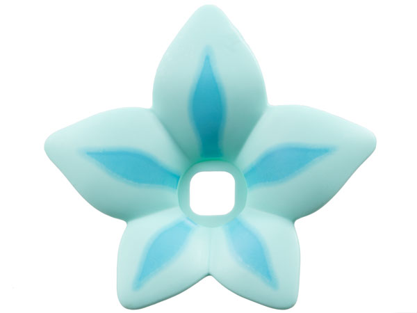Clikits, Icon Accent Plastic Flower 6 x 6 x 2/3 with Sky Blue Highlights Pattern