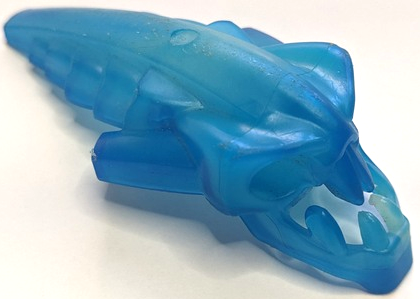 Bionicle Head, Barraki Takadox with Marbled Trans-Dark Blue Pattern