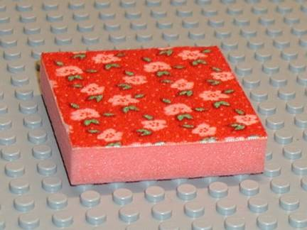 Foam Scala, 7 x 7 Cloth Top, Light Salmon Flowers and Green Leaves Pattern