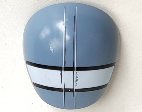 Large Figure Armor, Round, Smooth with Thick White Horizontal Stripe Pattern