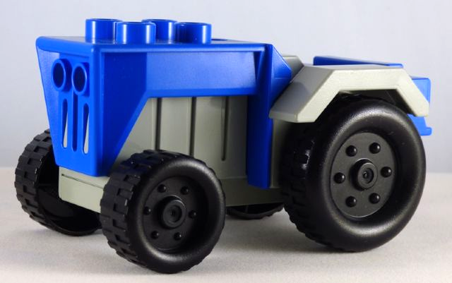 Part 4818c05 : Duplo Farm Tractor with Black Wheels, Light Gray Engine ...