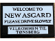 Part No: 26603pb314  Name: Tile 2 x 3 with 'WELCOME TO NEW ASGARD PLEASE DRIVE SLOWLY' and 'VELKOMMEN TIL TØNSBERG' Pattern (Sticker) - Set 76200