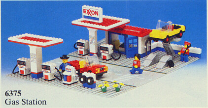 Lego classic gas outlet station