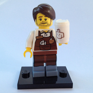 LEGO-MINIFIGURES SERIES THE LEGO MOVIE  X 1 TORSO FOR LARRY THE BARISTA PARTS 