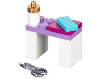 Advent Calendar 2016, Friends (Day 16) - Gift Wrapping Table