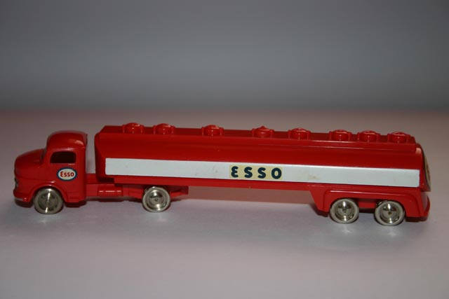 1:87 Mercedes Esso Tanker