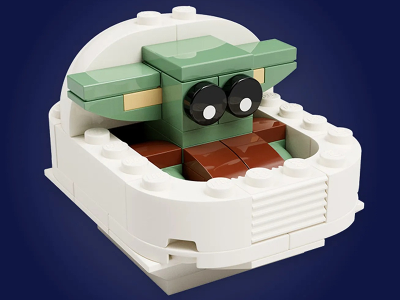 LEGO Brand Store Exclusive Build - Star Wars Grogu M&T
