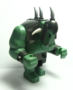Fantasy Era - Troll, Sand Green with Pearl Dark Gray Armor, 2 White Horns and 3 Pearl Light Gray Horns