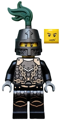 Kingdoms - Dragon Knight Scale Mail with Chains, Helmet Closed, Scowl