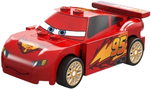 Lightning McQueen - Piston Cup Hood, White and Gold Wheels, Red 2 x 8 Plate, 3 Green 1 x 2 Plates