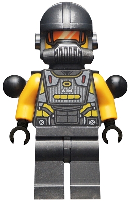 AIM Agent with Backpack, Pins