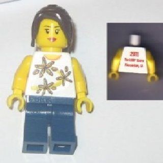 LEGO Brand Store Female, Yellow Flowers - Pleasanton