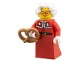 Set No: 60475 Name: Advent Calendar 2025, City (Day 21) - Mrs. Claus with Pretzel Set No: 60475 Name: Advent Calendar 2025, City (Day 21) - Mrs. Claus with Pretzel