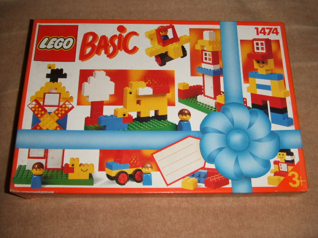 1474-1 Basic Building Set with Gift Item