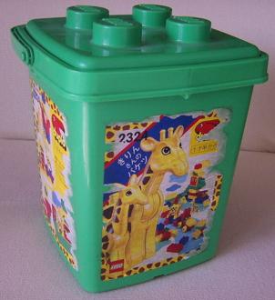 2324-1 Large Giraffe Bucket