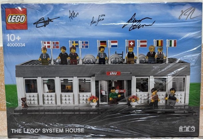 4000034-1 Inside Tour (LIT) Exclusive 2019 Edition - The LEGO System House