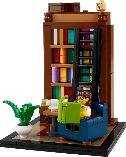 LEGO set: 40698-1, Books Are My Passion