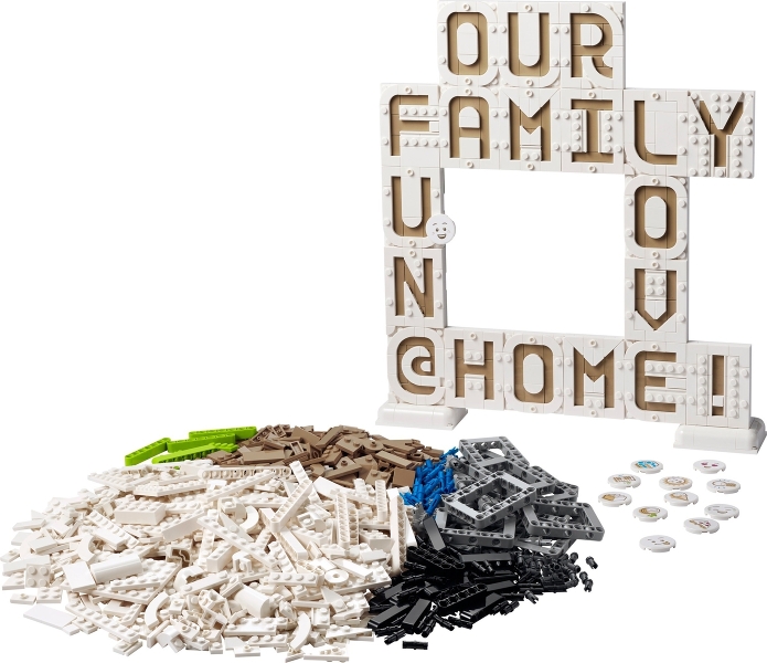 LEGO set: 41839-1, Message Board