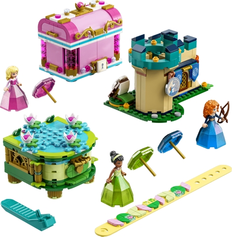 LEGO set: 43203-1, Aurora, Merida and Tiana’s Enchanted Creations