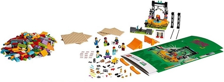 LEGO set: 45824-1, FIRST LEGO League (FLL) Explore 2023 - Masterpiece Explore Set
