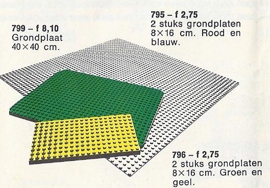 796-1 Baseplates, Green and Yellow