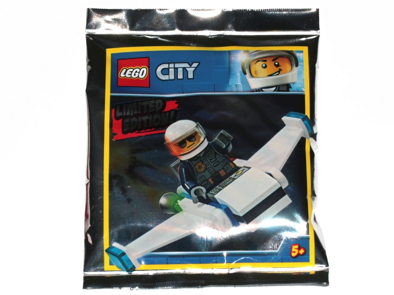 951901-1 Police Officer and Jet foil pack