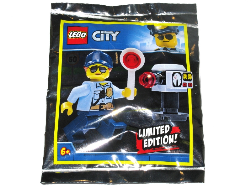 951910-1 Police Woman foil pack