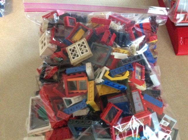 *NEW* Lego TRANS LIGHT BLUE Clikits STAR FLOWERS w BROWN RECTANGULAR CONTAINER