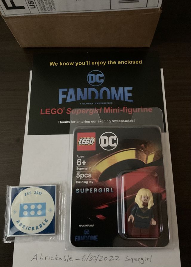 Set dcfandome001 1 Supergirl DC Fandome 2020 Exclusive blister