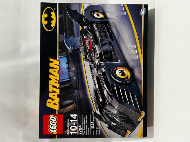 Set : Batmobile Ultimate Collectors' Edition Comics] BrickLink]